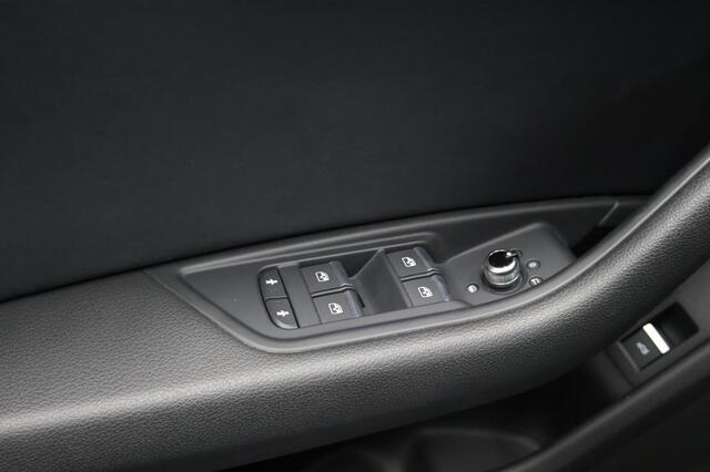 Audi A5 Sportback 35 TFSI Sport S Line Automaat | Panoramadak | Matrix | Navigatie