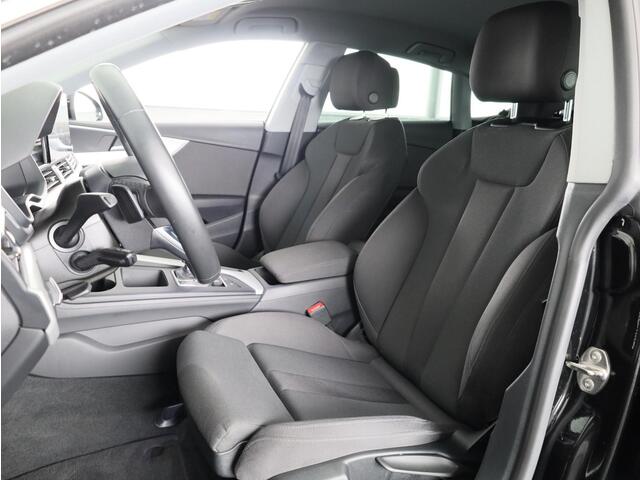 Audi A5 Sportback 40 TFSI Advanced Edition 204pk | Sportstoelen | Matrix LED koplampen | 19 inch lichtmetalen velgen | Voorstoelen met massage functie