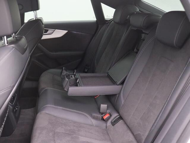 Audi A5 Sportback 40 TFSI Launch edition Sport 190PK S-Tronic S-Line, 15.798KM, Head-Up Display, 19" LM Velgen, Adaptieve Cruise Controle, Keyless, Navi, Clima, Side Assist, Achteruitrijcamera, Elektr. Achterklep