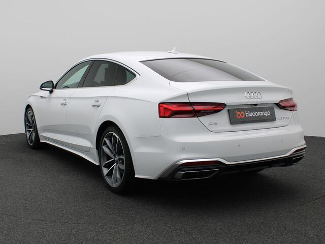 Audi A5 Sportback 40 TFSI Launch edition Sport 190PK S-Tronic S-Line, 15.798KM, Head-Up Display, 19" LM Velgen, Adaptieve Cruise Controle, Keyless, Navi, Clima, Side Assist, Achteruitrijcamera, Elektr. Achterklep