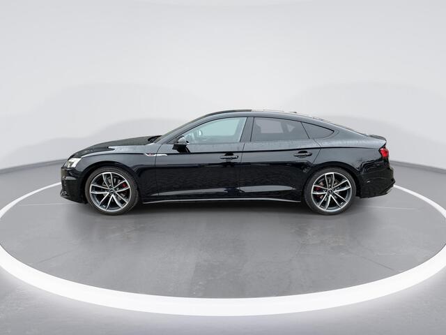 Audi A5 Sportback 35 TFSI 150pk S edition Competition · Camera · Apple/Android Car Play · Navigatie · Virtual Cockpit · 19'' Velgen · Leder/stof