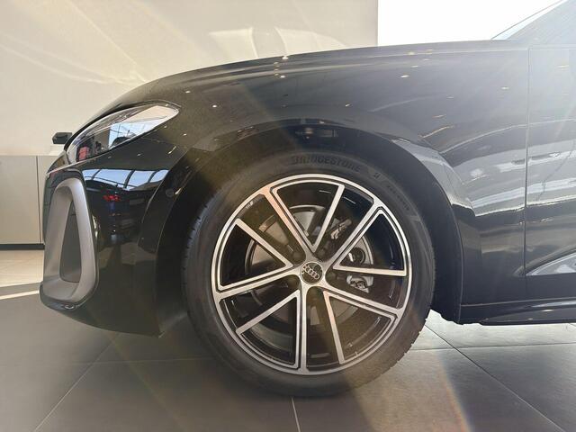 Audi A5 Limousine S edition 35 TFSI 150 PK · Tech pakket plus · Leder · Panoramadak · 19" LM Velgen