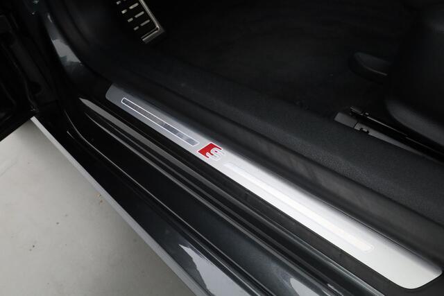 Audi A5 Sportback 40 TFSI S edition Competition | S/K-dak | Elek. Trekhaak | Dig. Cockpit | Camera+PDC | Elek. Klep | Stoelverw. | Nav+CarPlay | Sfeerverl. | Drive Select | 19'' V