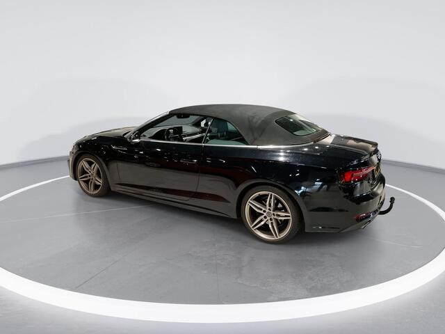 Audi A5 Cabriolet 40 TFSI 190pk S-tronic Design Pro Line Plus · Camera · Navigatie · Alarm Klasse 3 · P-Sensoren · Limiter · Stoelverwarming · Climatronic · Trekhaak · 19'' Inch ·