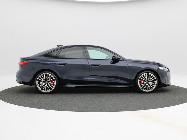 Audi A5 S edition Competition e-hybrid | 367 PK | Privacy glas | 20 inch Neodymiumgoud | Beige Leer | Achterbankverwarming | Bang & Olufsen |
