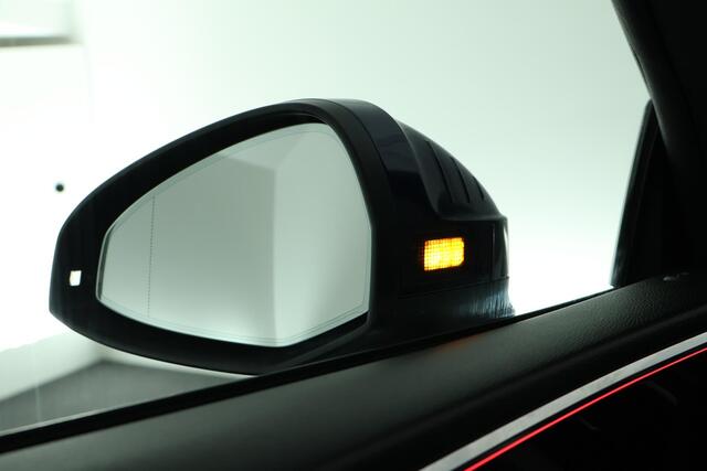 Audi A5 Cabriolet 40 TFSI 190pk S Edition Nekverwarming Keyless HUD Camera Adaptive Cruise Virtual Cockpit Navigatie