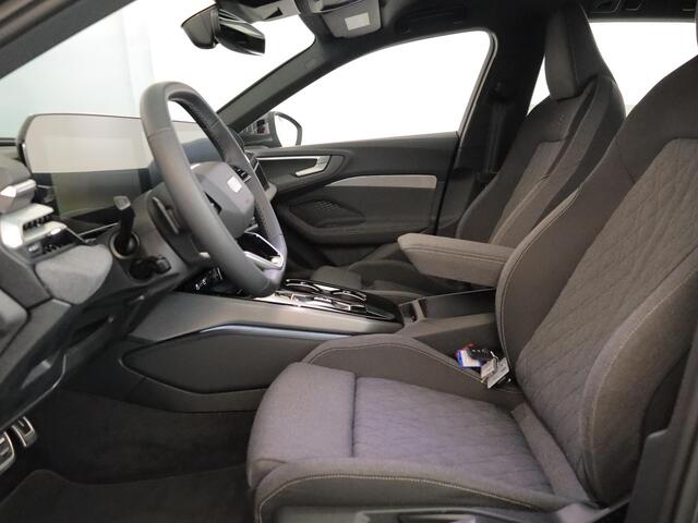 Audi A5 Avant 2.0 e-hybrid quattro S edition 299pk | SOH 97% | Tech Plus pakket | 360° Camera | Bijrijdersscherm | Matrix led verlichting | Verlengde garantie