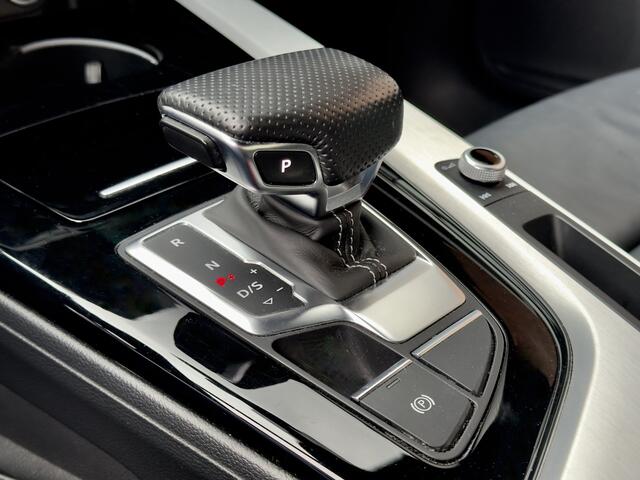 Audi A5 Sportback 35 TFSI AUT7 3X S-LINE EDITION NAVI DIGI-DASH APPLE-CARPLAY LED LMV-20INCHE PDC