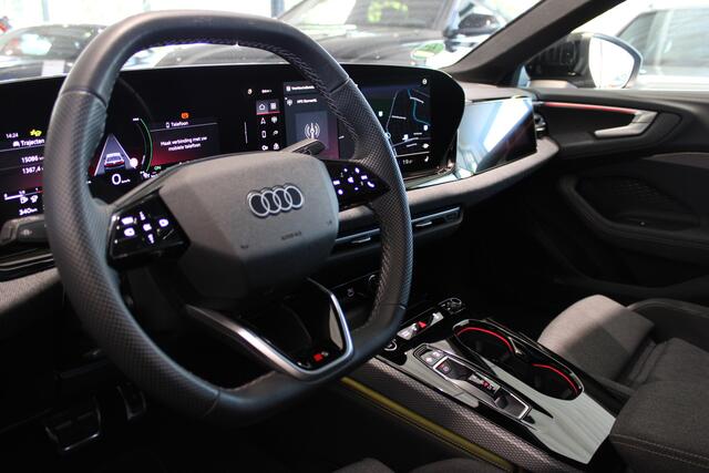 Audi A5 Limousine 2.0 e-hybrid quattro S edition | Trekhaak | Origineel NL | Stoelverwarming | Elek. achterklep |