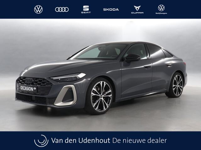 Audi A5 Limousine 2.0 TFSI 150pk Edition one / Passenger Display / Stoelverwarming / 360 Camera