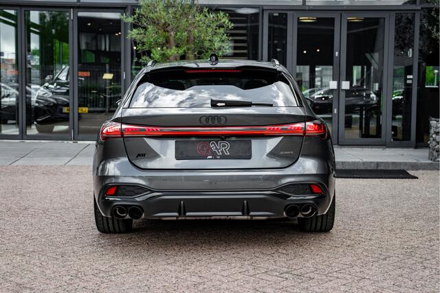 Audi A5 Avant 2.0 e-hybrid ABT Aero 428pk quattro S edition Competition | ABT Aero | ABT 21" EVO velgen | Panoramadak | Tech Pro | MMI Pro | Massagefunctie | Carbon | 20" | S- sportonderstel | Head up | B&O | Stuurverwarming