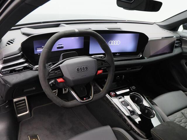 Audi A5 RS 5 e-hybrid quattro | 21 inch | RS Sportstoelen | Keramische Remmen | Camouflage Carbon | Bang & Olufson 3d | Panorama Glasdak