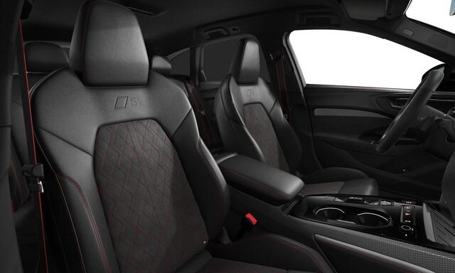 Audi A5 Avant 2.0 e-hybrid quattro S edition Competition | Trekhaak | Display passagierszijde | 360 camera | Head-up display | Leder/alcantara sportstoelen | Elektrisch verstelb. bestuurdersstoel met memory | Keyless |