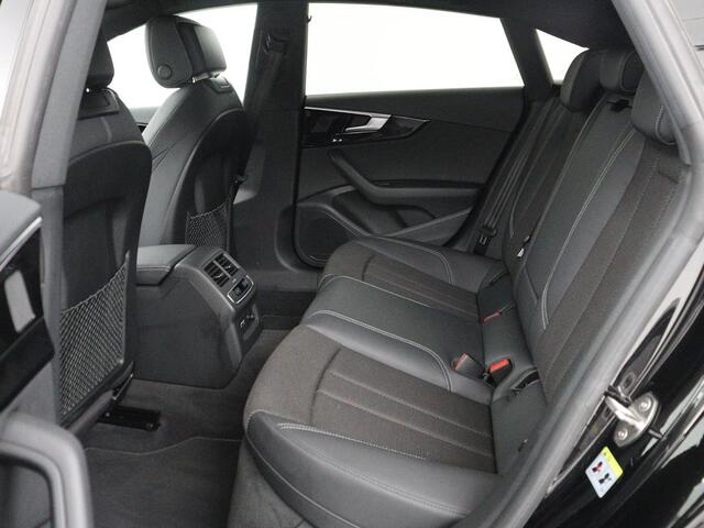 Audi A5 Sportback 40 TFSI S edition Competition | Virtual Cockpit | Climate control | Half Leder | Navigatie | Sfeerverlichting | Carplay | Full LED | Getint glas