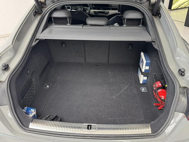 Audi A5 Sportback 35 TFSI S edition | S-Line | Navigatie | Parkeersensoren | Climate Control | All-Season Banden |