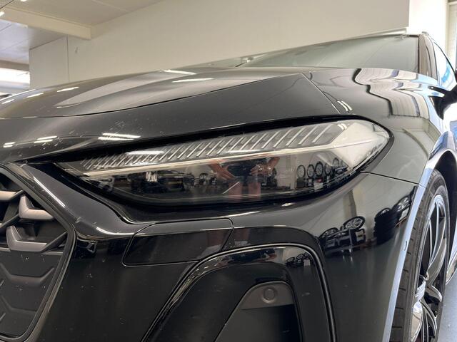 Audi A5 Avant 2.0 e-hybrid Quattro 367pk S Edition Competition · 360 Camera · Inklap. Trekhaak · B&O Sound · Elek. Voorstoelen · Head-Up Display · Keyless · Garantie t/m 22-07-2030 of 100.000km