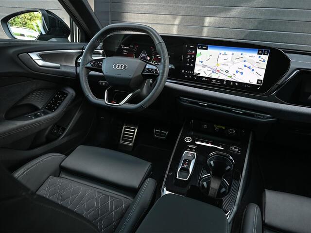 Audi A5 Avant 2.0 e-hybrid quattro S edition Competition | 367pk | Panoramadak | B&O Sounds | Head-Up | 360 Camera | Adaptive Cruise | Passagiers Display | Trekhaak |