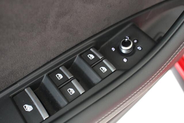 Audi A5 Cabriolet 2.0 TFSI MHEV quattro Sport S-Line Navigatie | Scarff | Stoelverwarming e. Inklapbare buitenspiegels