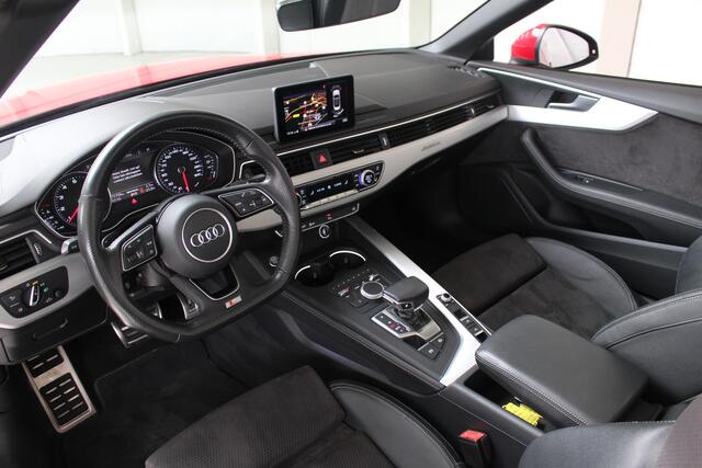 Audi A5 Cabriolet 2.0 TFSI MHEV quattro Sport S-Line Navigatie | Scarff | Stoelverwarming e. Inklapbare buitenspiegels