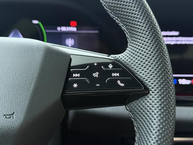 Audi A5 Avant 2.0 e-hybrid quattro S edition Competition | 367 PK | SoH 97% | Trekhaak | Panoramadak | Head-up display | Stoelverwarming | Bang & Olufsen audio | Matrix Led koplampen |