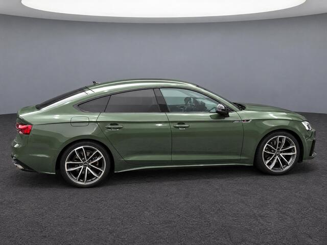 Audi A5 Sportback 35 TFSI 150pk S-tronic S edition Competition · Camera · Trekhaak · Apple/Android Car Play · P-Sensoren · Elek. Achterklep · 19'' Inch ·