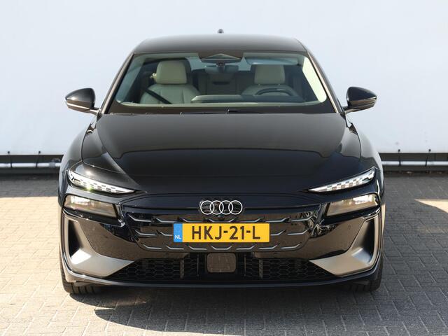 Audi A6 Avant e-tron S edition 83 kWh | Tech plus pakket | Afgevlakt stuur | Privacy glas | Matrix LED | Lederen bekleding |