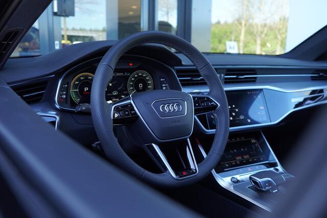 Audi A6 Avant 55TFSIe/367pk Quattro S-Line Competition Blackstyle+|2024|Panoramadak|Trekhaak|21"Black|Head-up|El. stoelen+Memory|PDC+Camera|Cruise+ACC|VOL!