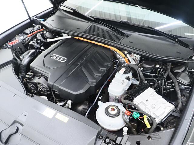 Audi A6 Avant 55 TFSI e quattro Competition Black | 360 Camera | Virtual | Adaptive Cruise | DAB | Carplay