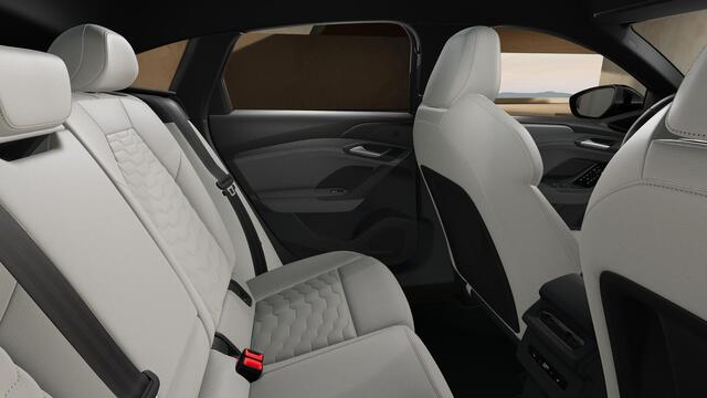 Audi A6 Sportback e-tron S edition 83 kWh winterpakket, privacy glass, LM velgen 21", leder interieur, remzadels rood