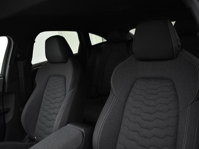 Audi A6 Sportback e-tron S edition 83 kWh 286 PK · 21" LM Velgen · Privacy glas · Remzadels gespoten in siambeige