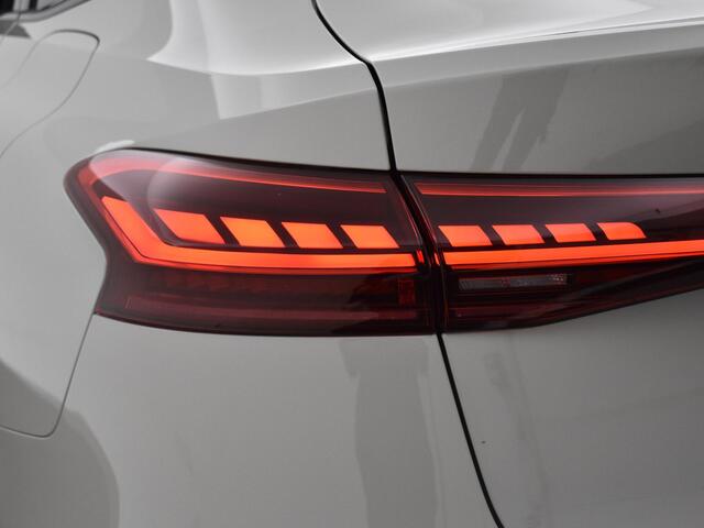 Audi A6 Sportback e-tron S edition 83 kWh 286 PK · 21" LM Velgen · Privacy glas · Remzadels gespoten in siambeige