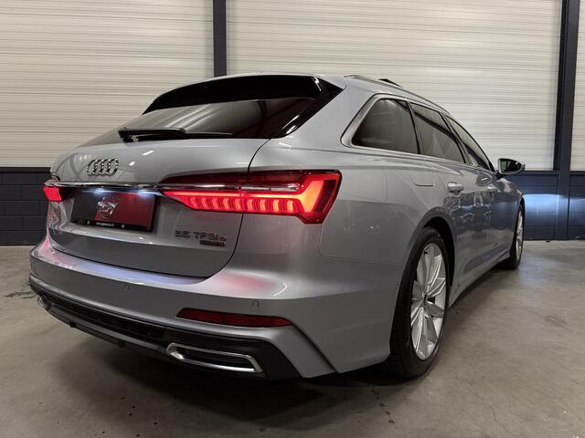 Audi A6 Avant 55 TFSI e quattro 367PK Competition S-Line PANO/TREKHAAK/HEAD-UP/MEMORY/ACC/KEYLESS/MATRIX/STANDKACHEL/19"/SPORTPAKKET/PRIVACY/NET OH BEURT GEHAD BIJ AUDI