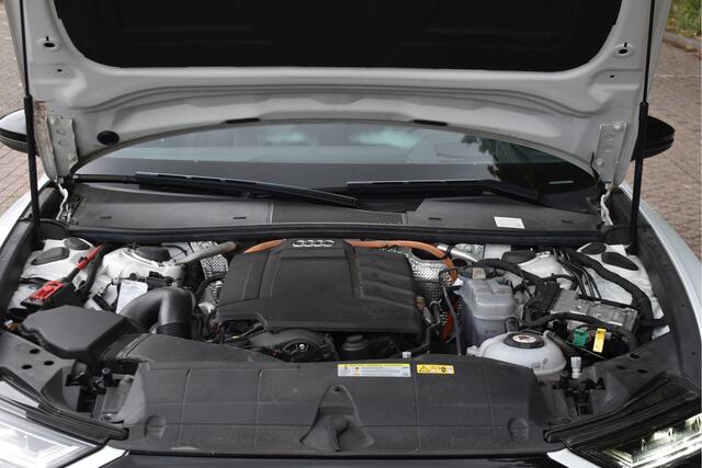 Audi A6 Limousine 55 TFSI e quattro Competition 3x S-Line 340 PK | Camera | HUD | Carplay | B&O | Standkachel | Virtual cockpit | Pano.dak | Zeer netjes