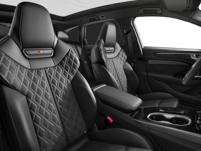 Audi A6 Avant 2.0 e-hybrid quattro S edition 299 PK · Glazen panoramadak met smart glass · Tech pro · Trekhaak, mechanisch draaibaar