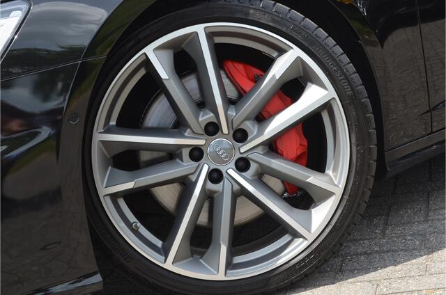 Audi A6 Avant 55 TFSI 6 Cil luchtvering quattro Sport 3x S line Pano | 21'' LMV | Trekhaak | Valcona Leer | Matrix led | a.Camera | Memory stoel | Head-up