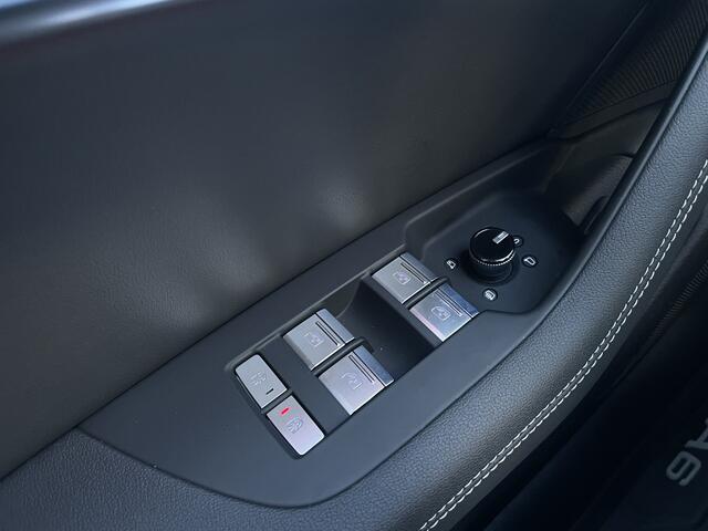 Audi A6 Avant 55 TFSI e quattro S-line Competition B&O sfeerverlichting