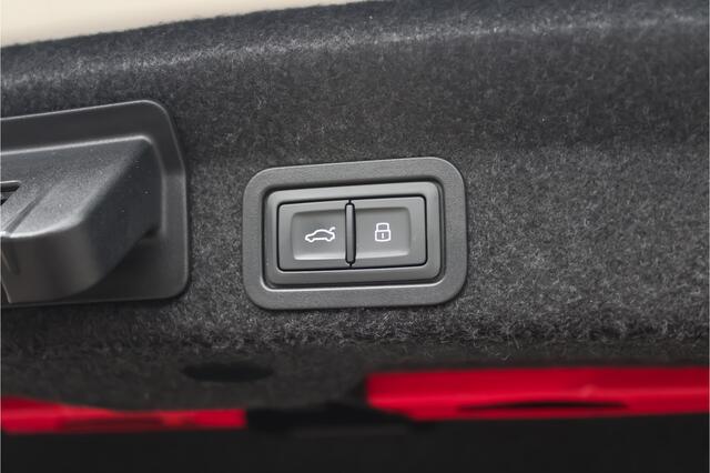 Audi A6 Limousine 55TFSIe Quattro Comp. | Pano | B&O | Maxton