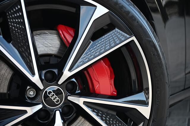 Audi A6 Avant 55 TFSI e QUATTRO PRO LINE S COMPETITION | S-SEATS | CARBON INLEG | ADAPTIVE CRUISE | 360 CAMERA | LED-MATRIX | HEAD-UP DISPLAY | SOFT-CLOSE | PANORAMADAK | SOFT-CLOSE | TREKHAAK | 360 CAMERA | AMBIANCE INTERIEUR | BANG&OLUFSEN