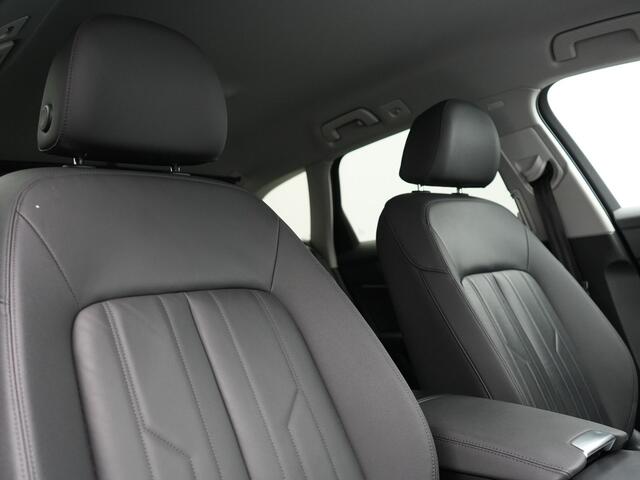 Audi A6 Avant 50 TFSI e quattro Proline Plug In Hybrid 300pk Dealer O.H PHEV | Adaptive Cruise | Camera | Keyless | Lederen Sportstoelen Verwarmd | Apple Carplay | Navigatie | Front Assist | Virtual | DAB | 19"L.M |