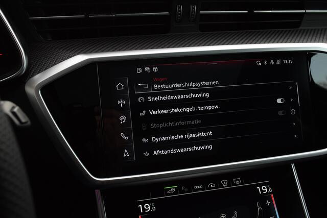 Audi A6 Avant 55 TFSI e Competition Quattro / 2x S-line/ Standkachel/ Head-Up Display/ Panoramadak/ Trekhaak/ 270kW (368PK)