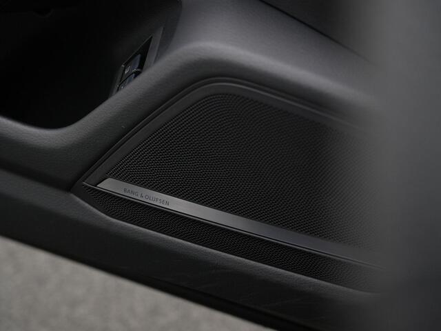 Audi A6 Avant 55 TFSI e 367 pk S-tronic quattro Pro Line S Competition / S-Line | Panoramadak | Trekhaak | Demperregeling | Geheugenstoel | Head-up display | Bang & Olufsen | 360 camera