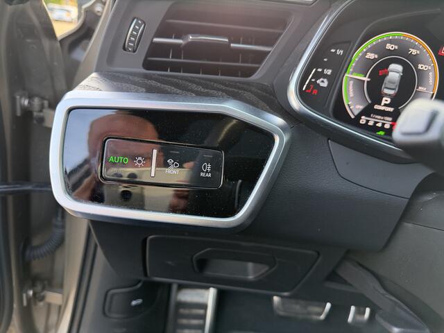 Audi A6 Limousine 50 TFSI e quattro S edition Pano/Carplay/Cam