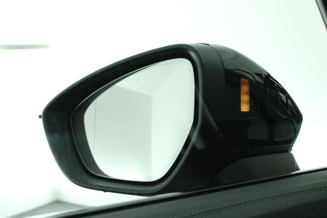 Audi A6 Avant 2.0 299pk e-hybrid quattro S edition Trekhaak 360Camera Tech Plus Keyless Navigatie