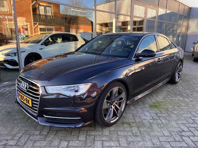 Audi A6 Limousine 3.0 TFSI quattro Sport Edition S-Line Sedan