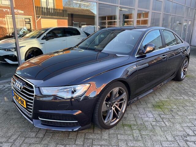 Audi A6 Limousine 3.0 TFSI quattro Sport Edition S-Line Sedan
