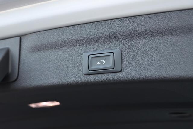 Audi A6 Avant 55 TFSI e quattro S Edition Competition 367pk