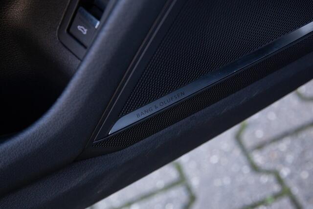 Audi A6 Avant 45 TFSI quattro Sport Pro Line S , Panoramadak, Trekhaak, 3D camera,