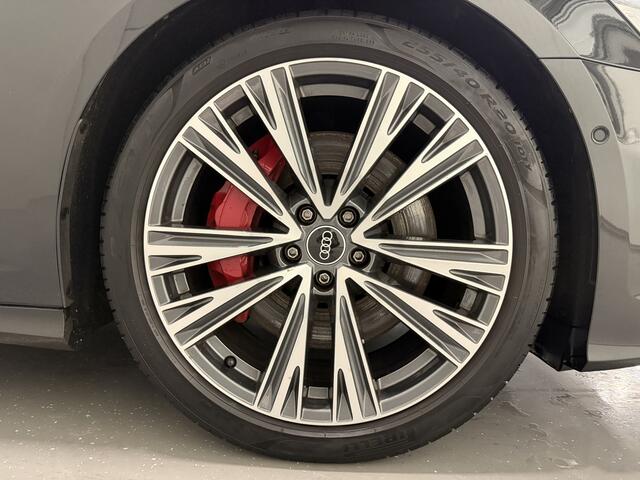 Audi A6 Avant 55 TFSI e quattro 3x S-Line VESUVGRAU PANO/TREKHAAK/HEAD-UP/MASSAGE+VENTILATIE/360CAMERA/VALCONA-LEER+MEMORY/20"/SFEER/KEYLESS/MATRIX/SPORTPAKKET/AUDI DEALER HISTORIE