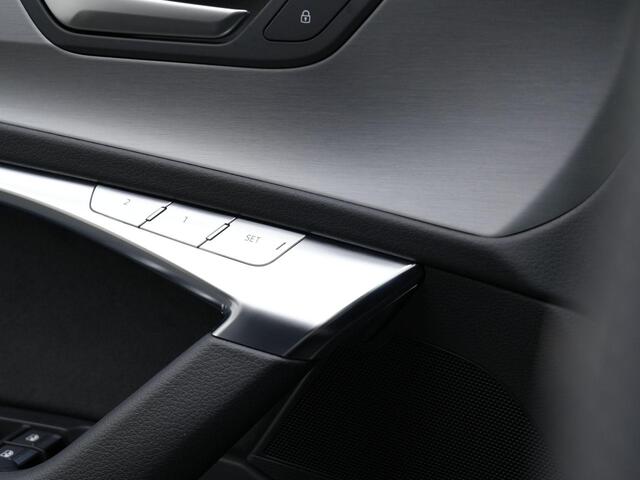 Audi A6 Avant 55 TFSI e 367 pk S-tronic quattro S edition Competition / S-Line | Panoramadak | Trekhaak | Sportstoelen plus | Geheugenstoel | Matrix LED