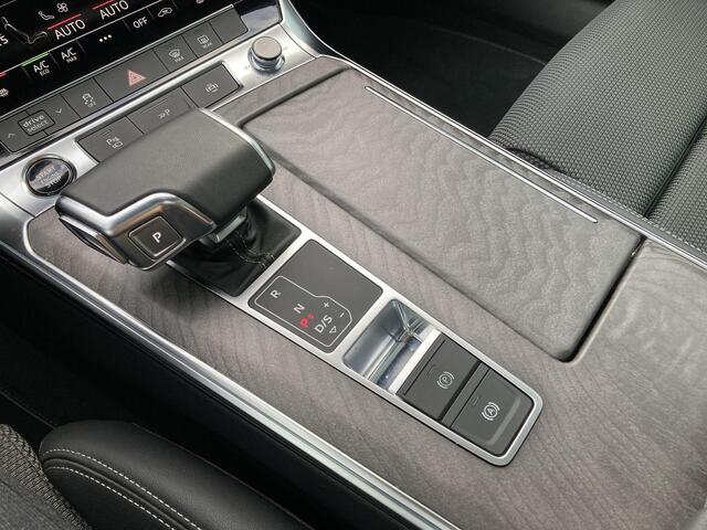 Audi A6 Limousine 50 TFSIe/299PK quattro Advanced edition Panoramadak · Trekhaak · Camera + Parkeersensoren